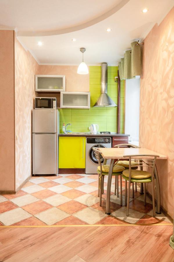 Apartment Triokhsviatytelskaya Street 3 Kiev Exterior foto